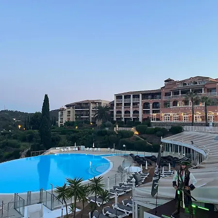 Appartamento Vue Clim 4 à 5 Couchage Ne S *