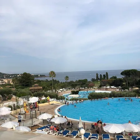 Vue Clim 4 A 5 Couchage Ne S Apartment Saint-Raphael (Var)